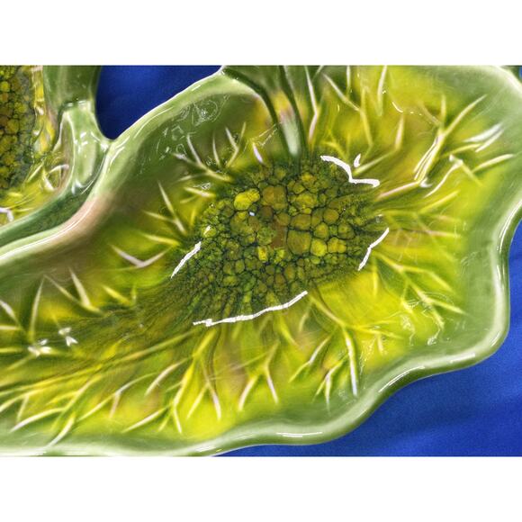 Cal Orig 895 Ceramic Divided Leaf Serving Dish Made in USA - Picture 2 of 7